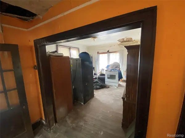 Highland Park, MI 48203,21 PURITAN ST