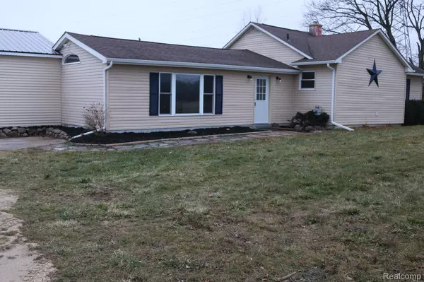 Clio, MI 48420,3407 W LAKE RD