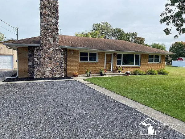 8570 Crabb, Temperance, MI 48182