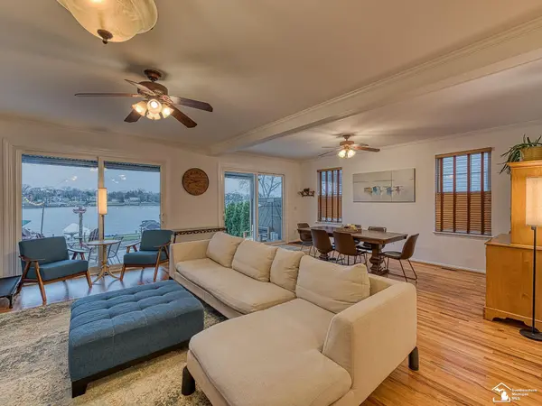 Belleville, MI 48111,534 N Liberty