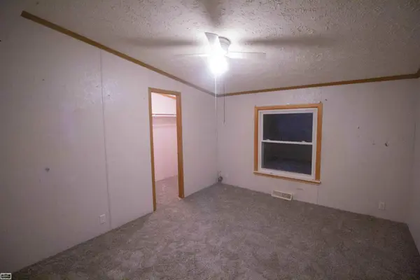 Croswell, MI 48422,2266 Dennis St