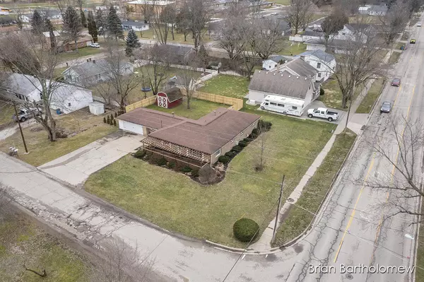 221 Ann ST NE, Cedar Springs, MI 49319