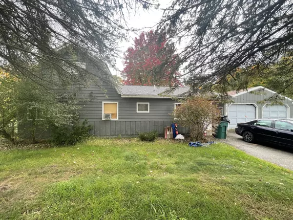 2380 18 Mile Rd NE, Cedar Springs, MI 49319