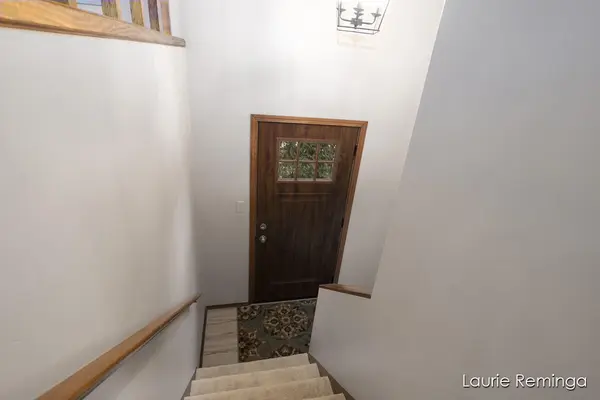 Grand Rapids, MI 49503,571 Harlan AVE NE