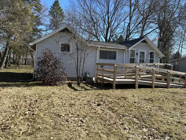 Constantine, MI 49042,725 White Pigeon RD