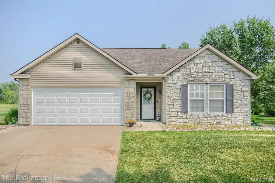 7437 WREN DR, Davison, MI 48423