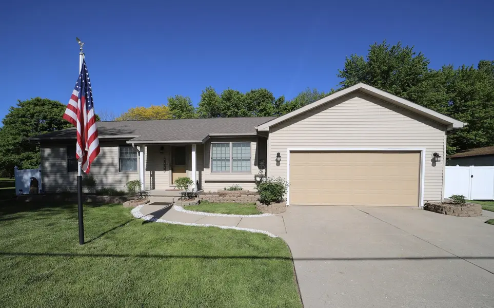 5500 Deland Road, Flushing, MI 48433