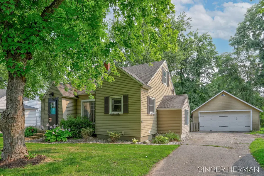 3573 Lincoln RD, Hamilton, MI 49419