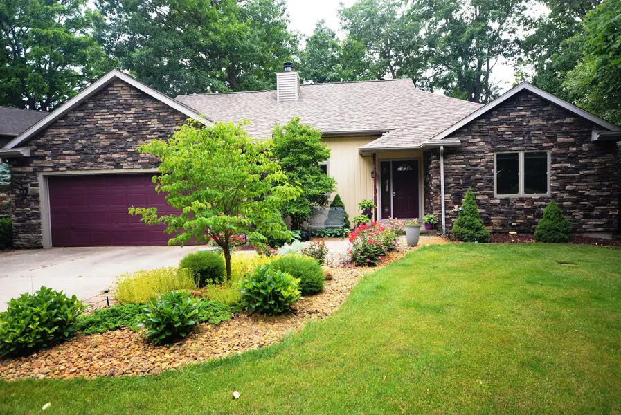 16000 Prairie Ronde RD, Schoolcraft, MI 49087