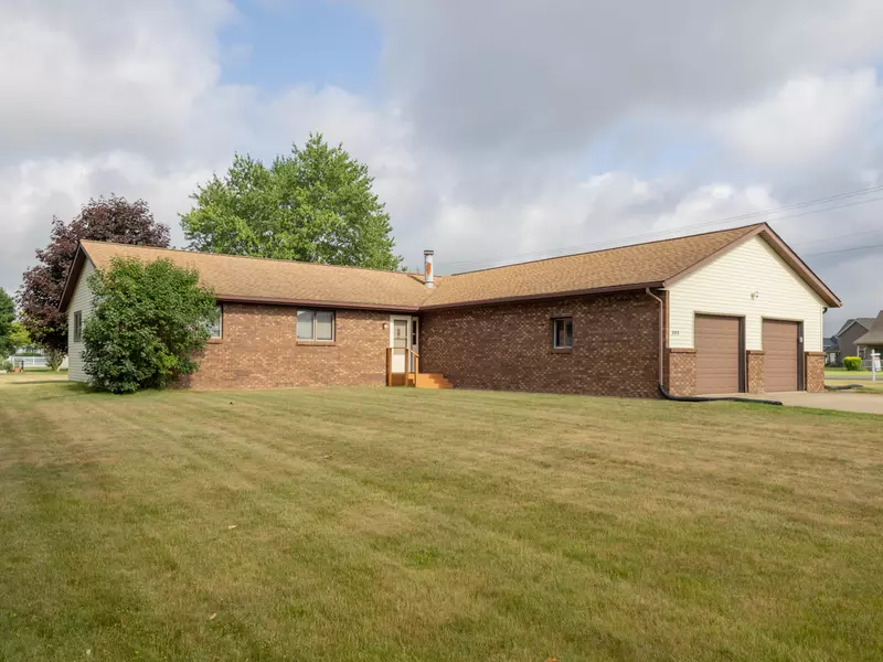 555 Tulip DR, Schoolcraft, MI 49087
