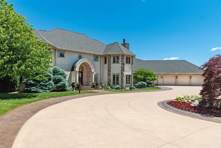 61963 Pheasant Pointe DR, Sturgis, MI 49091