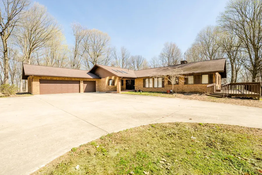 4047 Wildon CT, Buchanan, MI 49107