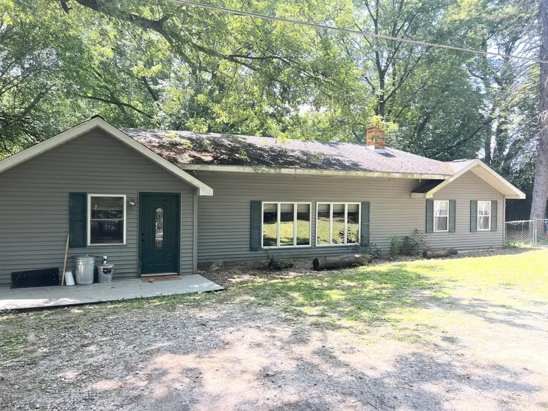 4180 Curran RD, Buchanan, MI 49107