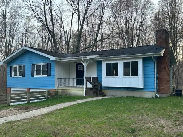 8350 White Tail LN, Canadian Lakes, MI 49346