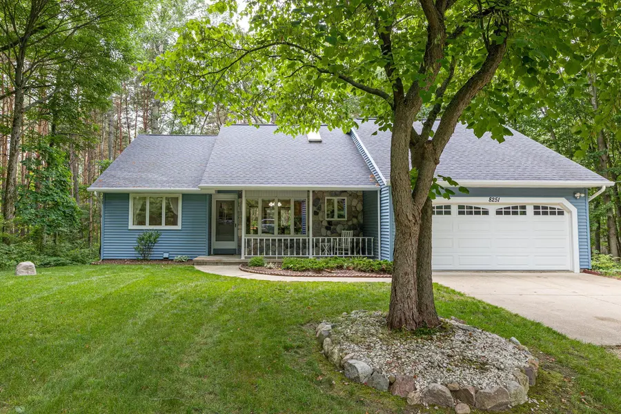 8251 West Ridge BLVD, Canadian Lakes, MI 49346