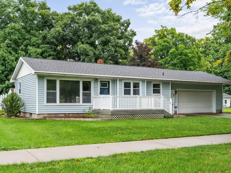 829 Cherry St, Big Rapids, MI 49307