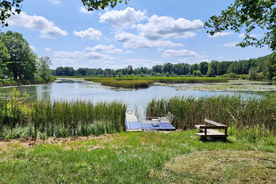 10934 Thornapple DR, Canadian Lakes, MI 49346