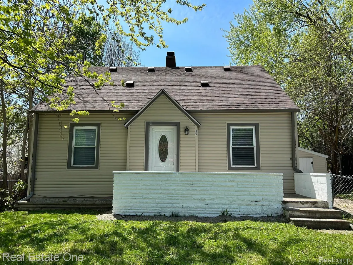 Pontiac, MI 48342,27 Monterey ST