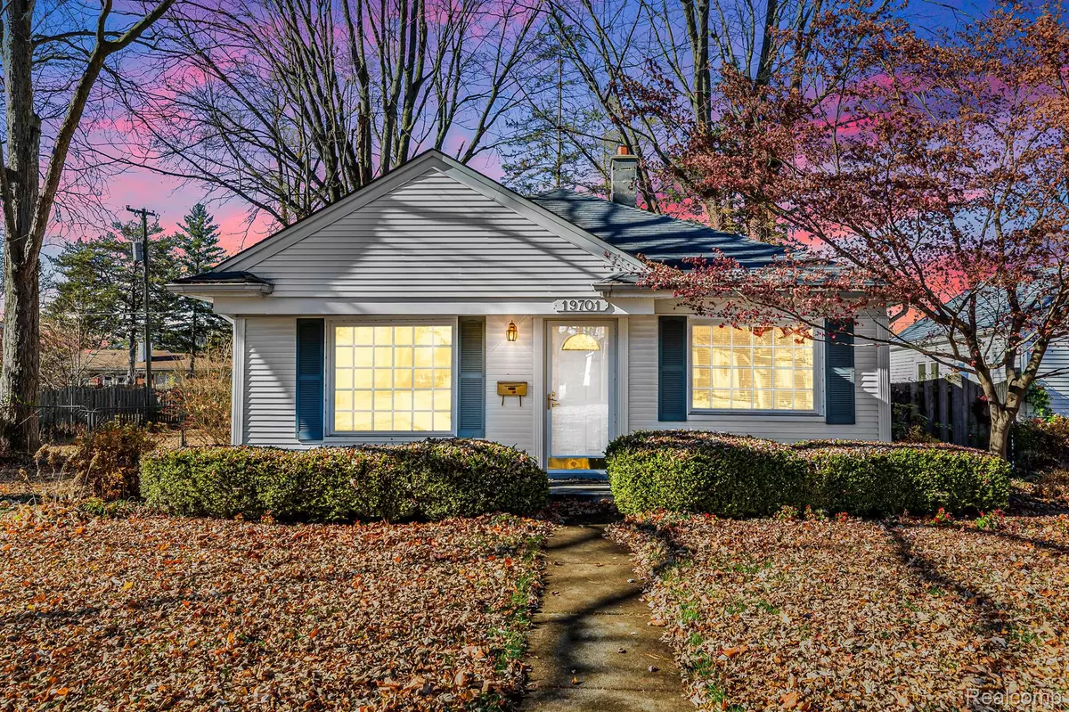 Redford, MI 48240,19701 WOODWORTH