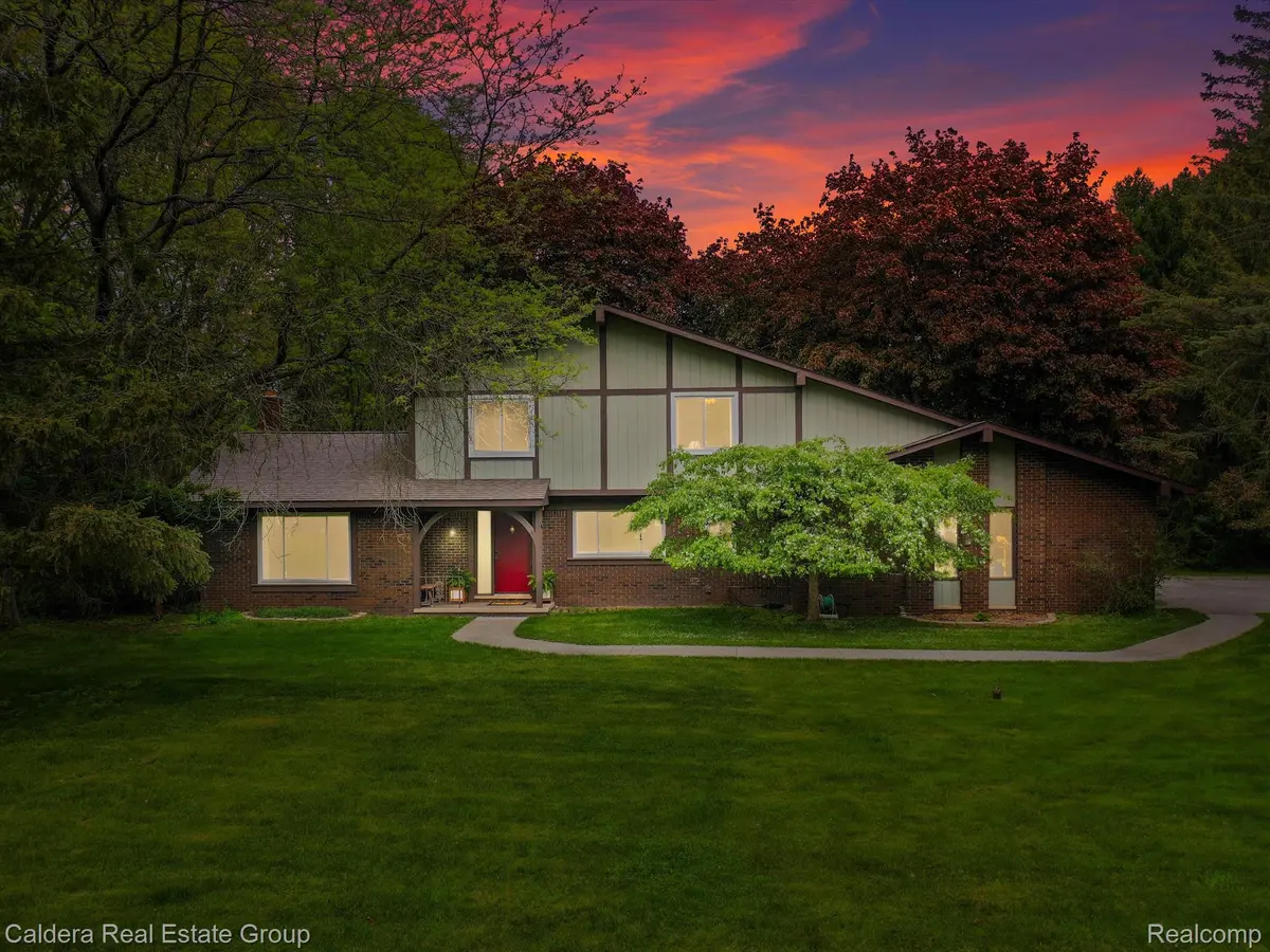 10400 HADLEY RD, Independence Twp, MI 48348