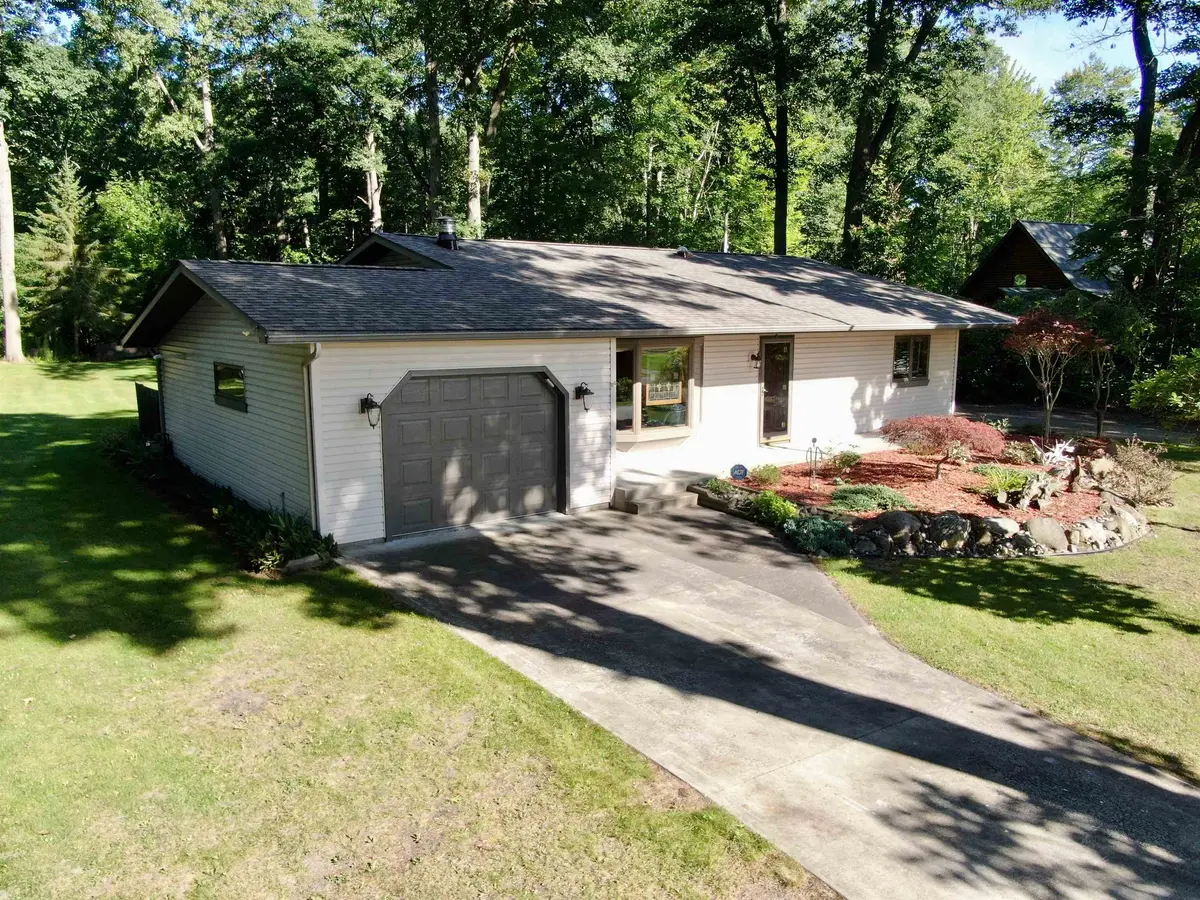 1528 Douglas, Alabaster Twp, MI 48763