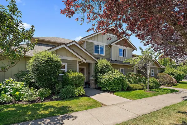 Sidney, BC V8L 2G4,2449 Malaview Ave #4