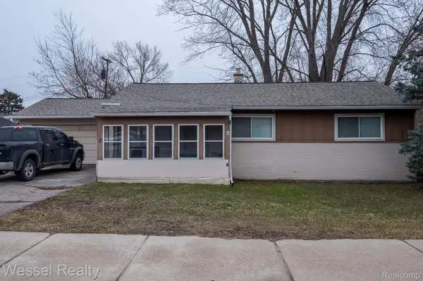 Shelby Twp, MI 48316,5632 23 MILE RD