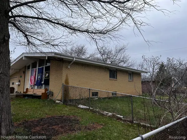 MI 48342,406 LYNCH AVE