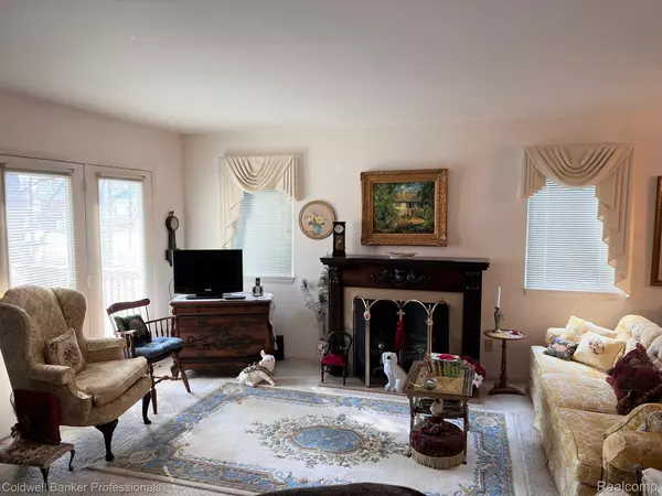 Owosso, MI 48867,1514 Hiawatha