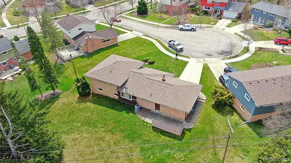 MI 48103,1920 HAMPTON CT