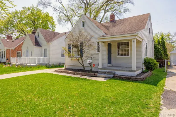 Harper Woods, MI 48225,20500 WASHTENAW ST