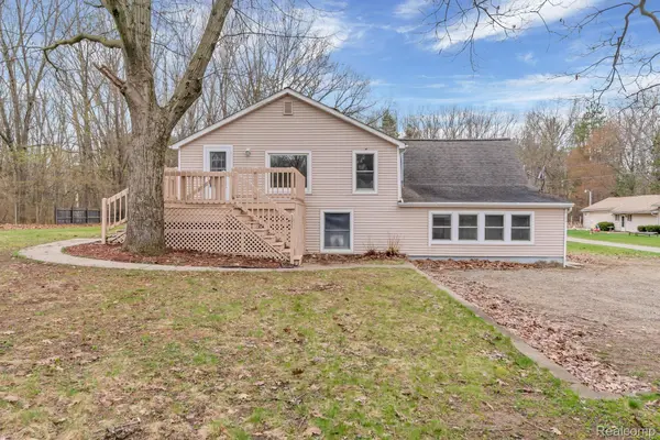 Montrose, MI 48457,9061 MCKINLEY RD