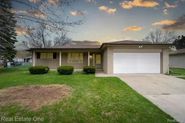 17079 TREMLETT DR, Clinton Township, MI 48035