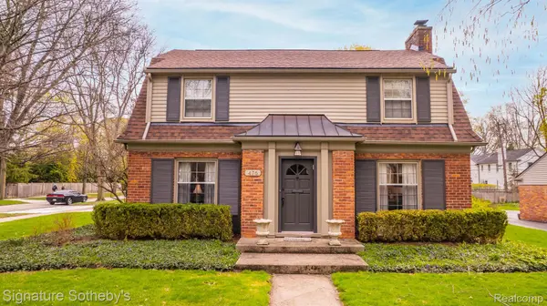 Birmingham, MI 48009,476 FAIRFAX ST