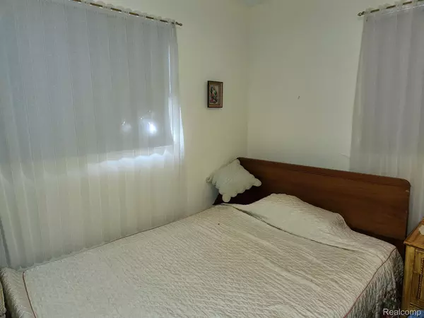 Alger, MI 48610,6411 Bobcat TRL