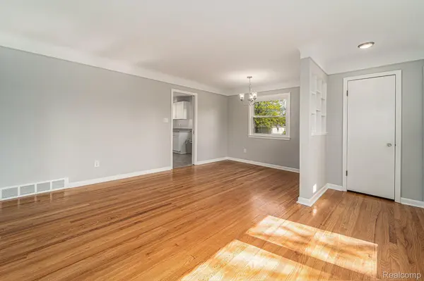 Redford, MI 48239,12206 COLUMBIA