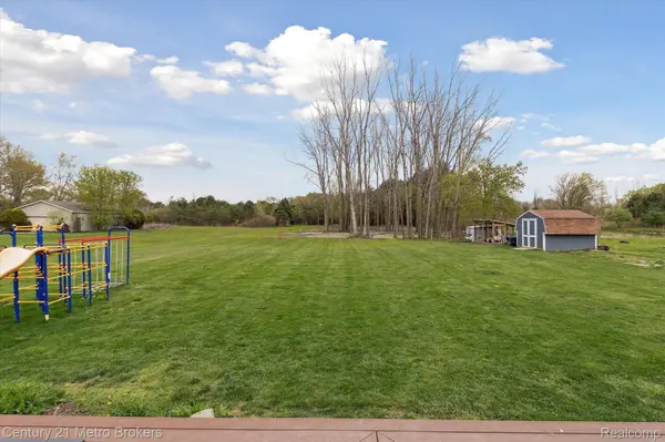 Davison, MI 48423,5256 N GALE RD