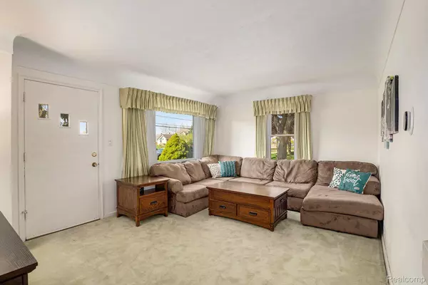 Grand Blanc, MI 48439,6309 PERRY RD