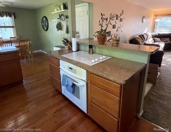 Davison, MI 48423,924 KAY ST