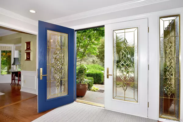 Bloomfield Hills, MI 48302,465 STONERIDGE LN