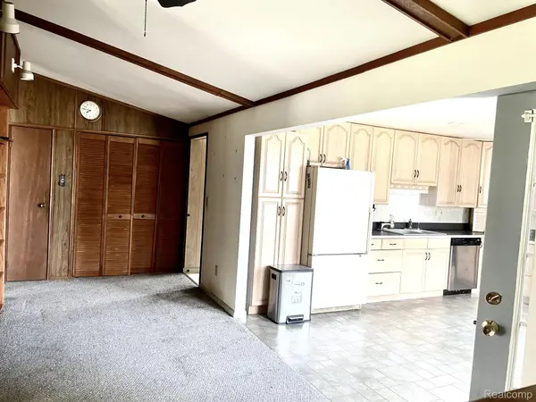 Port Sanilac, MI 48469,438 S LAKE ST