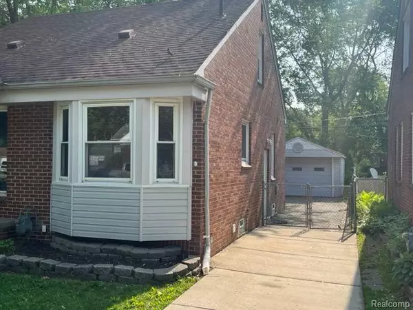 Redford, MI 48239,11744 ROYAL GRAND