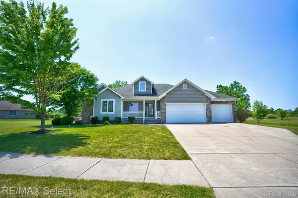 Davison, MI 48423,8386 MAPLEVIEW DR