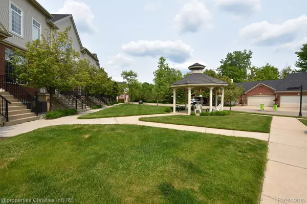 Novi, MI 48377,30687 ARDMORE