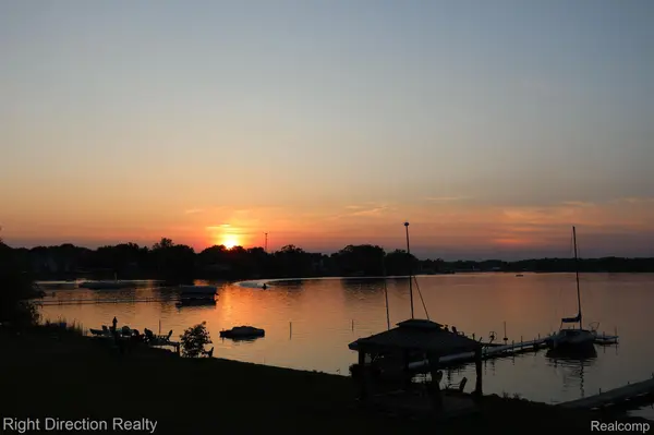 Whitmore Lake, MI 48189,144 E SHORE DR