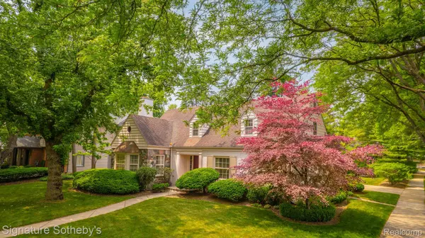 Birmingham, MI 48009,477 FAIRFAX ST