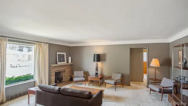 Redford, MI 48239,25763 DOVER