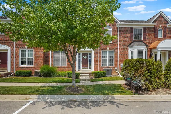 Novi, MI 48377,41830 Brownstone DR