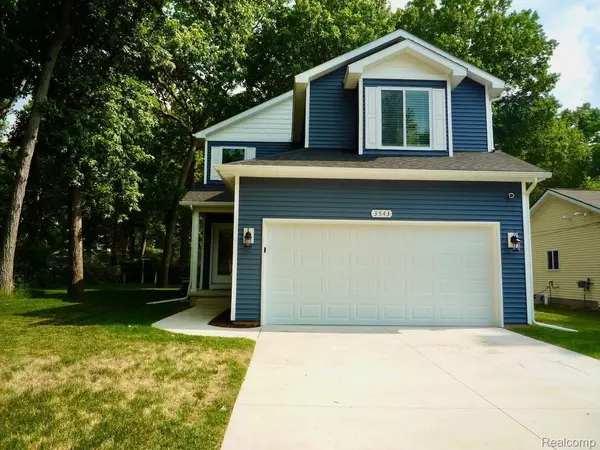 3543 RICHMOND ST, Waterford, MI 48328