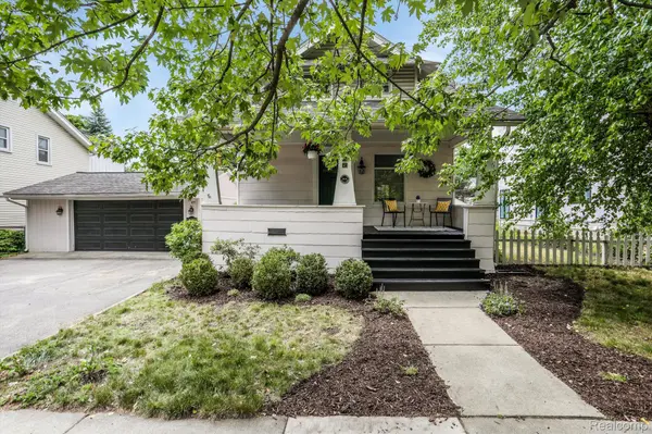 Royal Oak, MI 48067,232 GARDENIA AVE